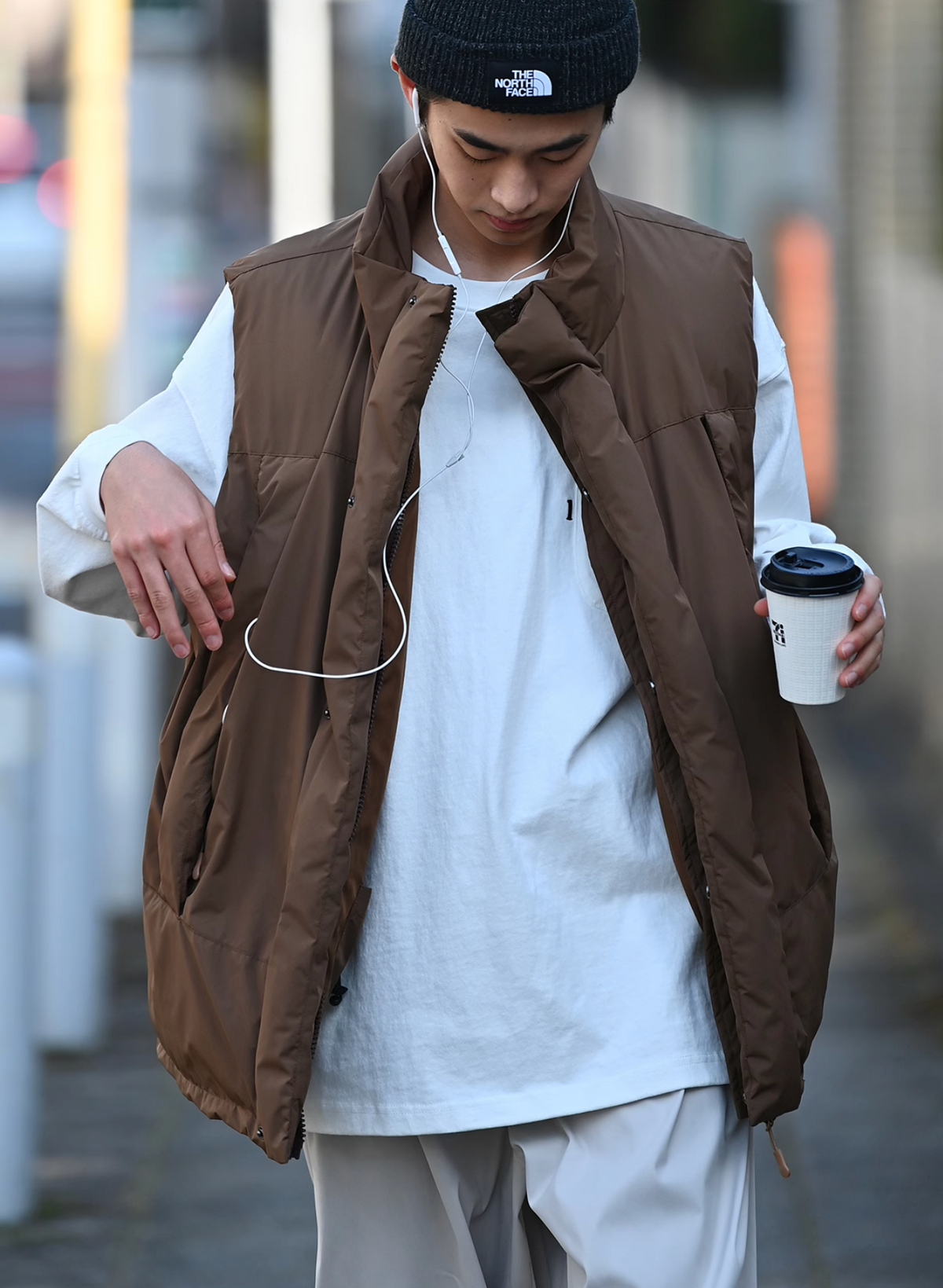 「h life.価格」ブラウン ダウンベスト スタンドカラー　リバーシブル h life.価格」ブラウン ダウンベスト スタンドカラー